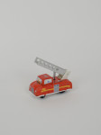 111002-tin-fire-engine