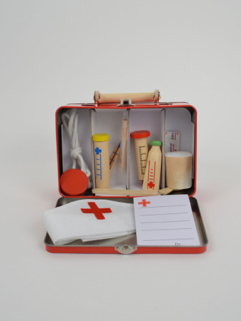 250202-doctors-kit-2