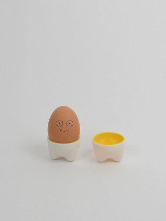 600102-eggpants-eggcup