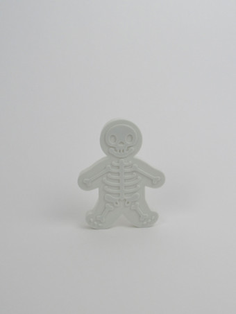 600301-gingerdead-cutters-2