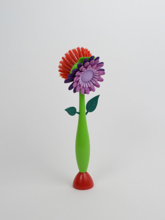 600602-purple-dishbrush