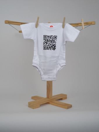 710201-babysuit-QR